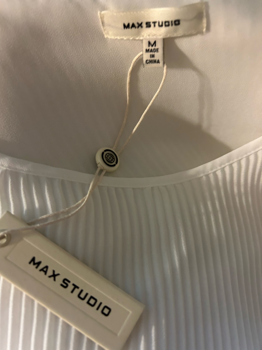 Max Studio Ivory Pleated Chiffon Tunic Blouse new with tags medium. - Picture 8 of 12
